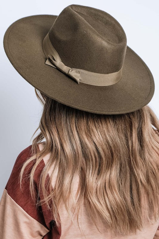 Phoenix Wide Brim Ribbon Fedora Hat