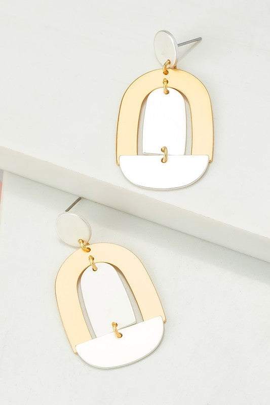 Scottie Two-Toned Oval Earrings